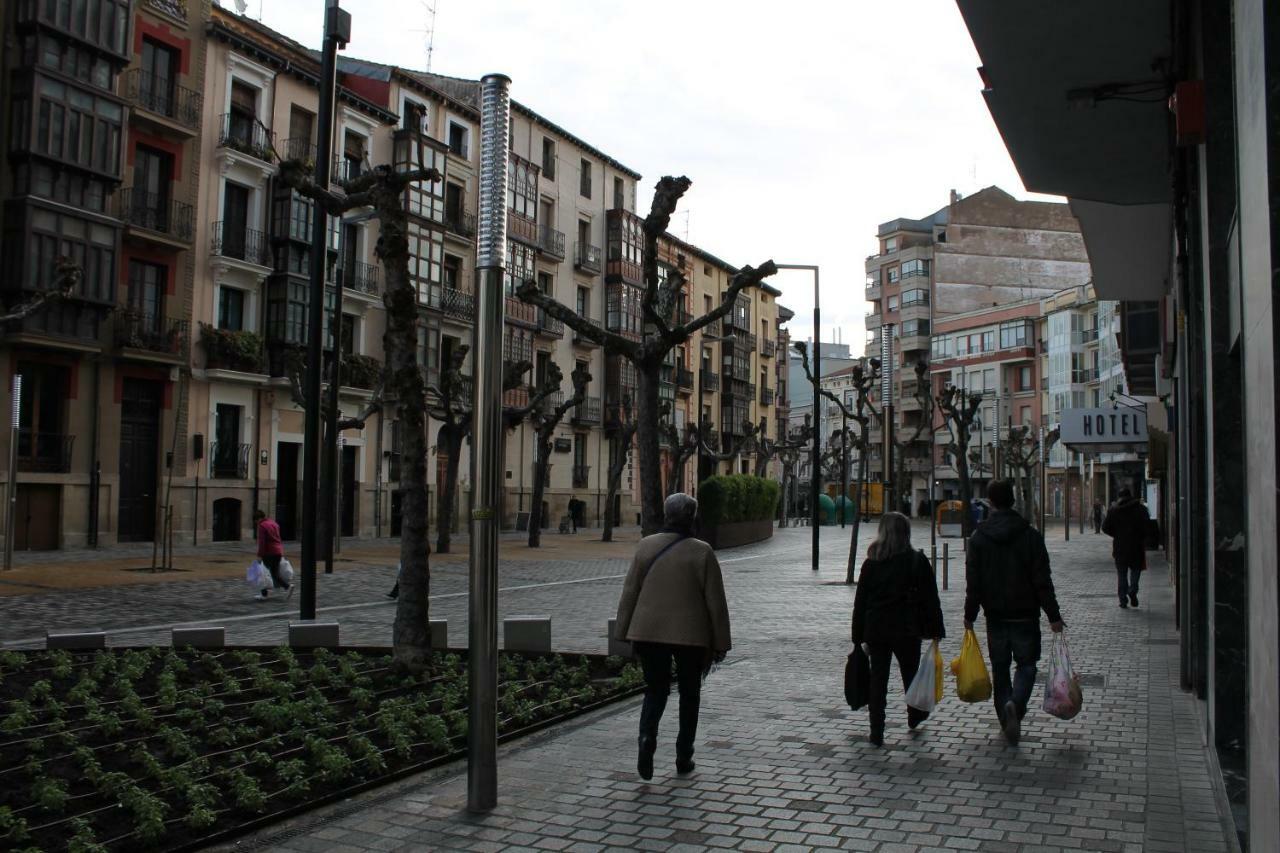 Hotel Los Bracos Logroño Zimmer foto
